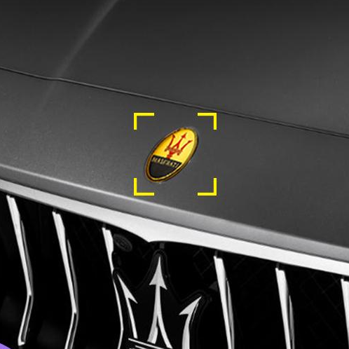 マセラティ　純正エンブレム MASERATI 純正 部品 エンブレム 73 x 45 mm