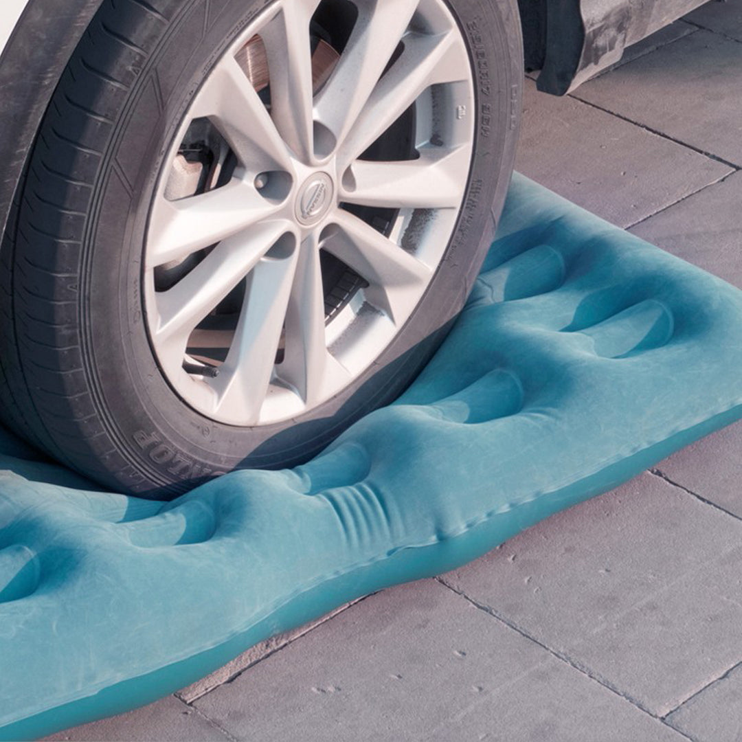 車中泊ベッド  かわいい 枕付き 電動ポンプ付属  キャンプ用品  エアーベッド  普通車 SUV