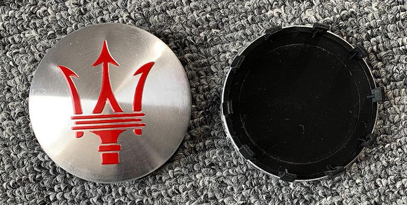 MASERATI マセラティ ホイール ハブ キャップ センター キャップ 外径60mm ホイールセンターキャップ 4個セット